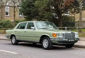 Usata Mercedes 450 286 CV (210 kW) 1979 Verde Berlina