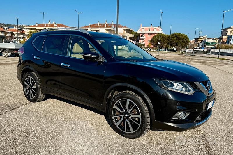 Usata Nissan X-Trail Tekna 131 CV (96 kW) 2016 Nero SUV