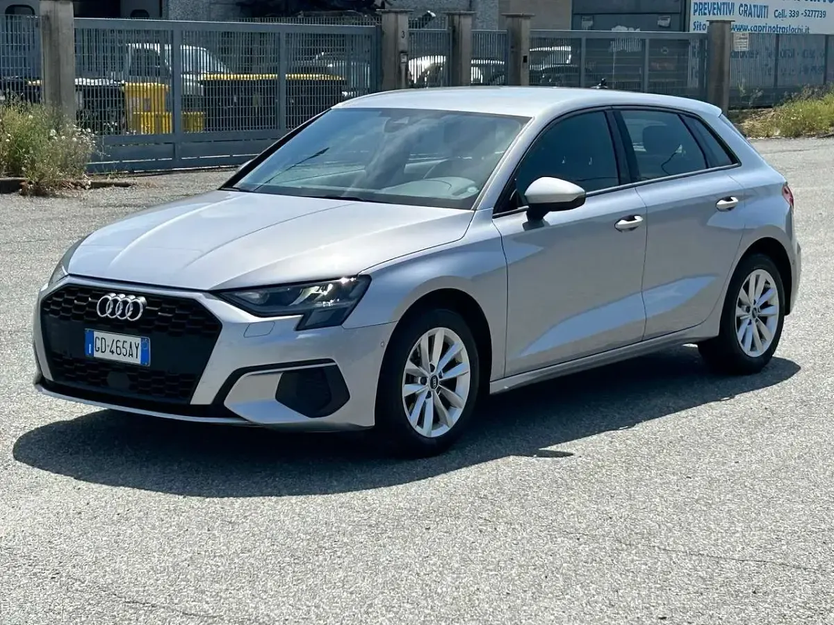 Usata Audi A3 Advanced 150 CV (110 kW) 2020 Argento Berlina