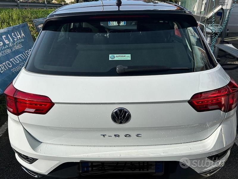 Usata VW T-Roc 115 CV (84 kW) 2019 Bianco SUV