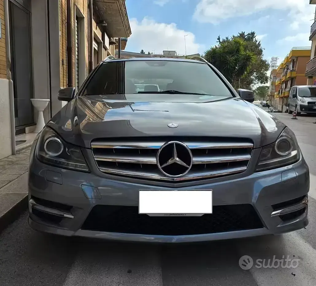 Usata Mercedes C220 Avantgarde 170 CV (125 kW) 2012 Grigio Station wagon