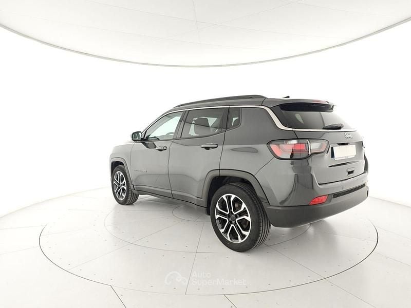 Begagnad Jeep Compass Limited 131 HK (96 kW) 2023 Grå SUV