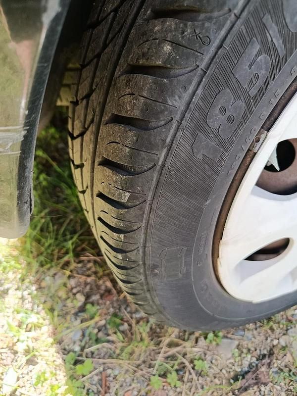 Usata Renault Clio II 2006 Nero Berlina