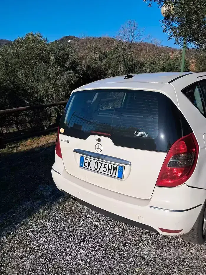 Usata Mercedes A160 95 CV (69 kW) 2011 Bianco Utilitaria