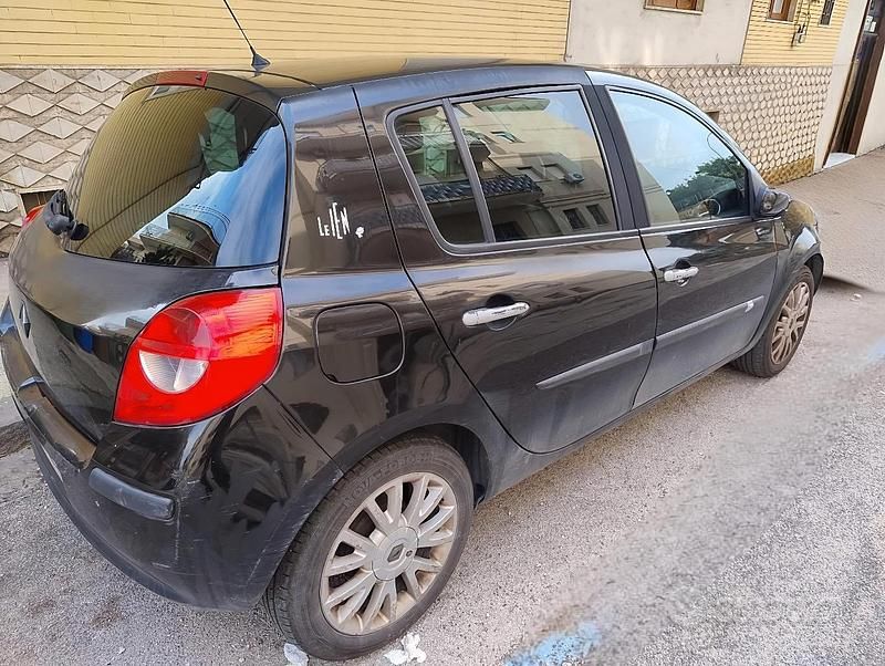 Usata Renault Clio II 2008 Nero Utilitaria