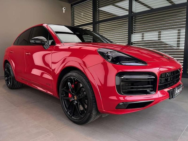 Usata Porsche Cayenne Coupe Sport 460 CV (338 kW) 2020 Rosso Coupé