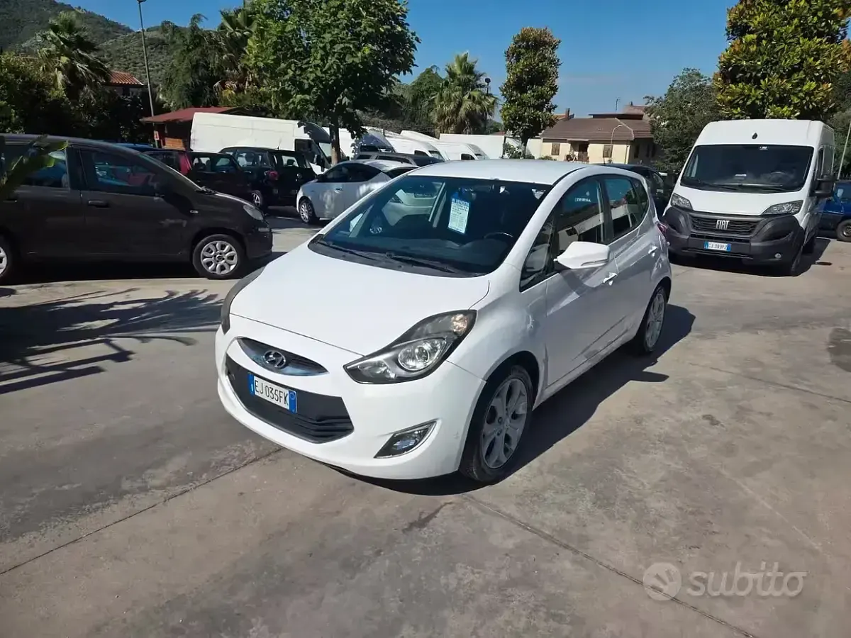 Usata Hyundai ix20 Comfort 90 CV (66 kW) 2011 Bianco Utilitaria