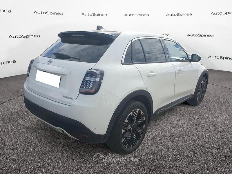 Usata Fiat 600 La Prima 136 CV (100 kW) 2025 Bianco SUV