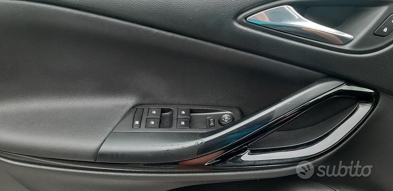 Usata Opel Astra 136 CV (100 kW) 2017 Grigio Berlina