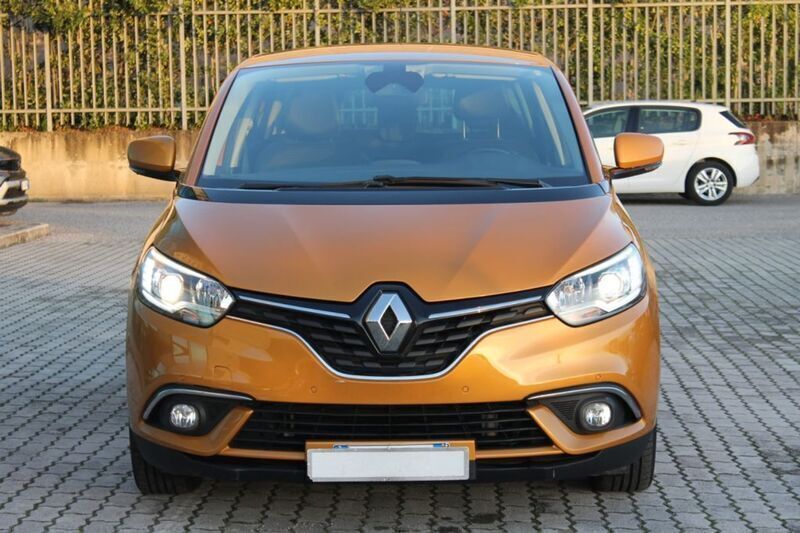 Usato 2019 Renault Scénic IV 1.7 Diesel 150 CV (14.800 €)