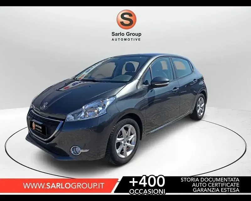 Usata Peugeot 208 Active 82 CV (60 kW) 2014 Argento Utilitaria