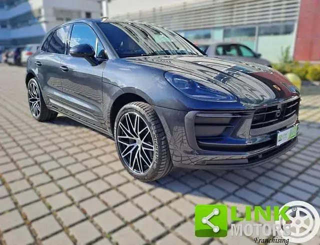 Usata Porsche Macan 265 CV (194 kW) 2022 Grigio scuro SUV