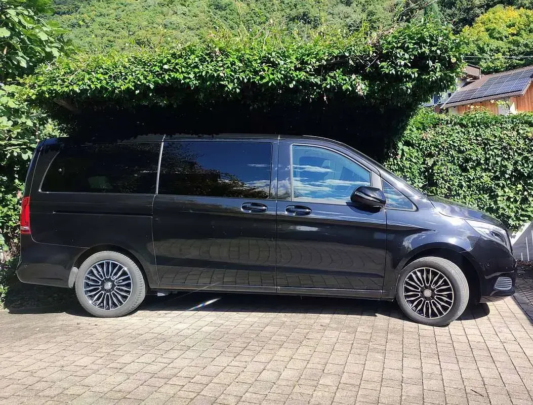 Usata Mercedes V250 Avantgarde 190 CV (139 kW) 2017 Nero Monovolume