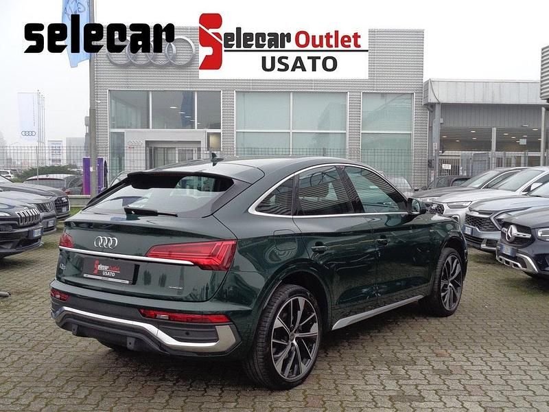 Begagnad Audi Q5 Sportback S-line plus 204 HK (150 kW) 2023 Vernice personalizzata, audi exclusive SUV