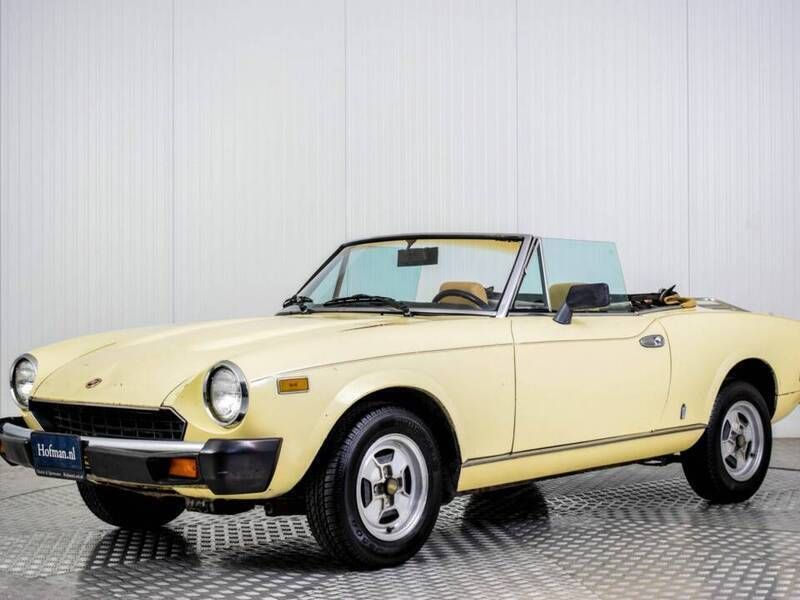 Usata Fiat 124 Spider 107 CV (78 kW) 1980 Beige Cabrio