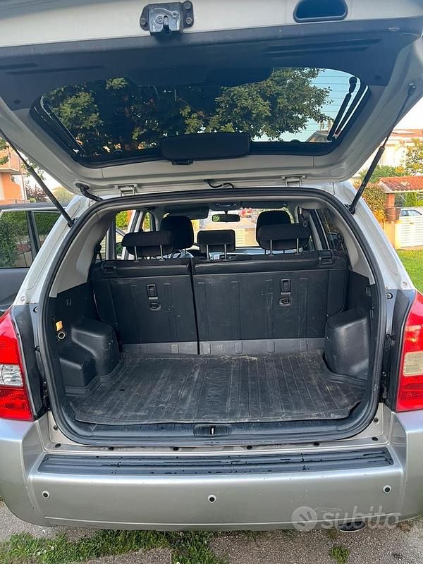 Usata Hyundai Tucson Active 141 CV (103 kW) 2010 SUV