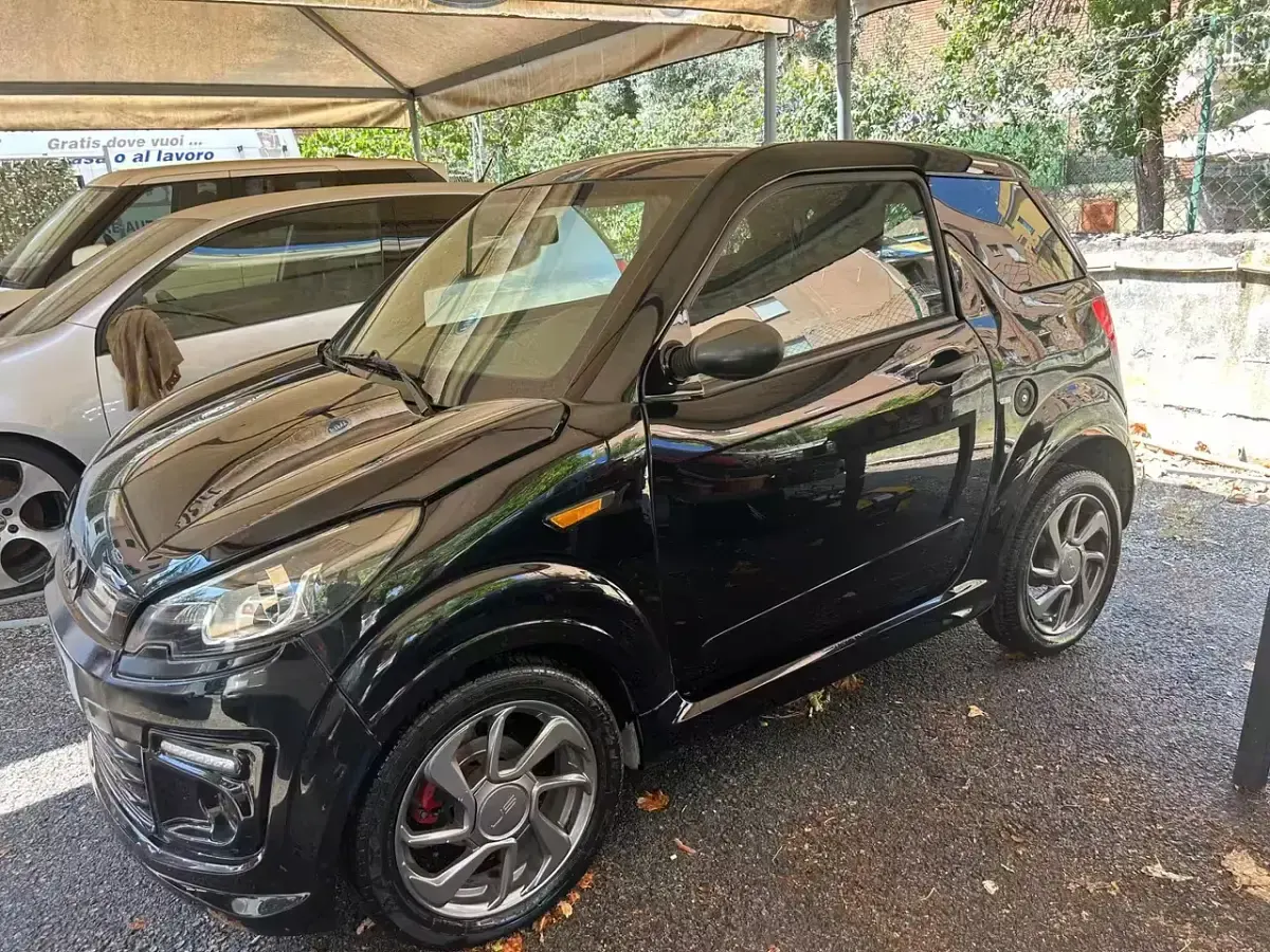 Usata Ligier JS50 2021 Nero Utilitaria