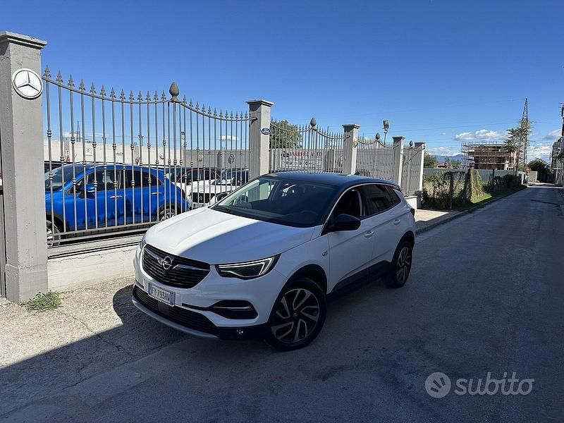Bianco Usata 2020 Opel Grandland X Ultimate SUV | 13.500 € (Buon prezzo) - Immagine 1/4
