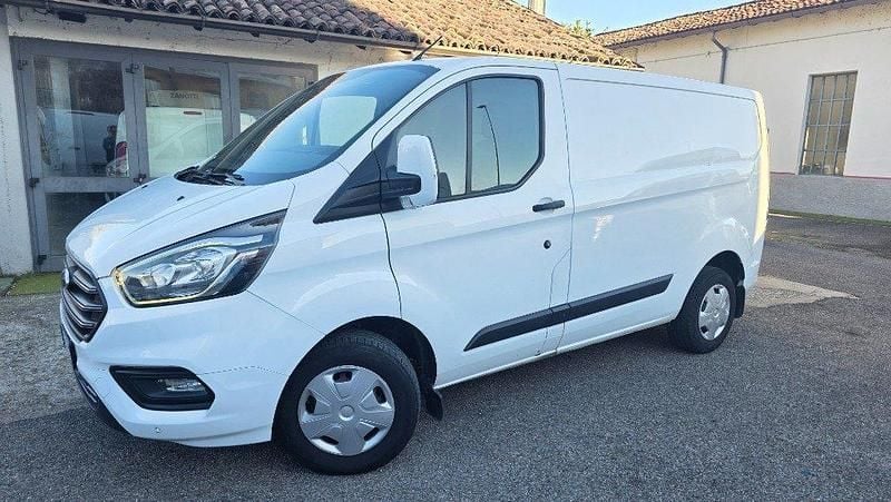 Usata Ford Transit Custom Trend 131 CV (96 kW) 2019 Bianco / pastello Berlina