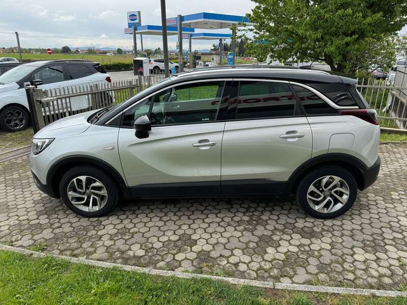 Usata Opel Crossland X 82 CV (60 kW) 2018 Argento SUV