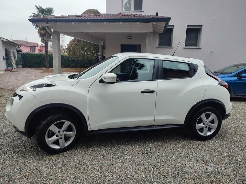 Usata Nissan Juke Acenta 115 CV (84 kW) 2018 Bianco SUV