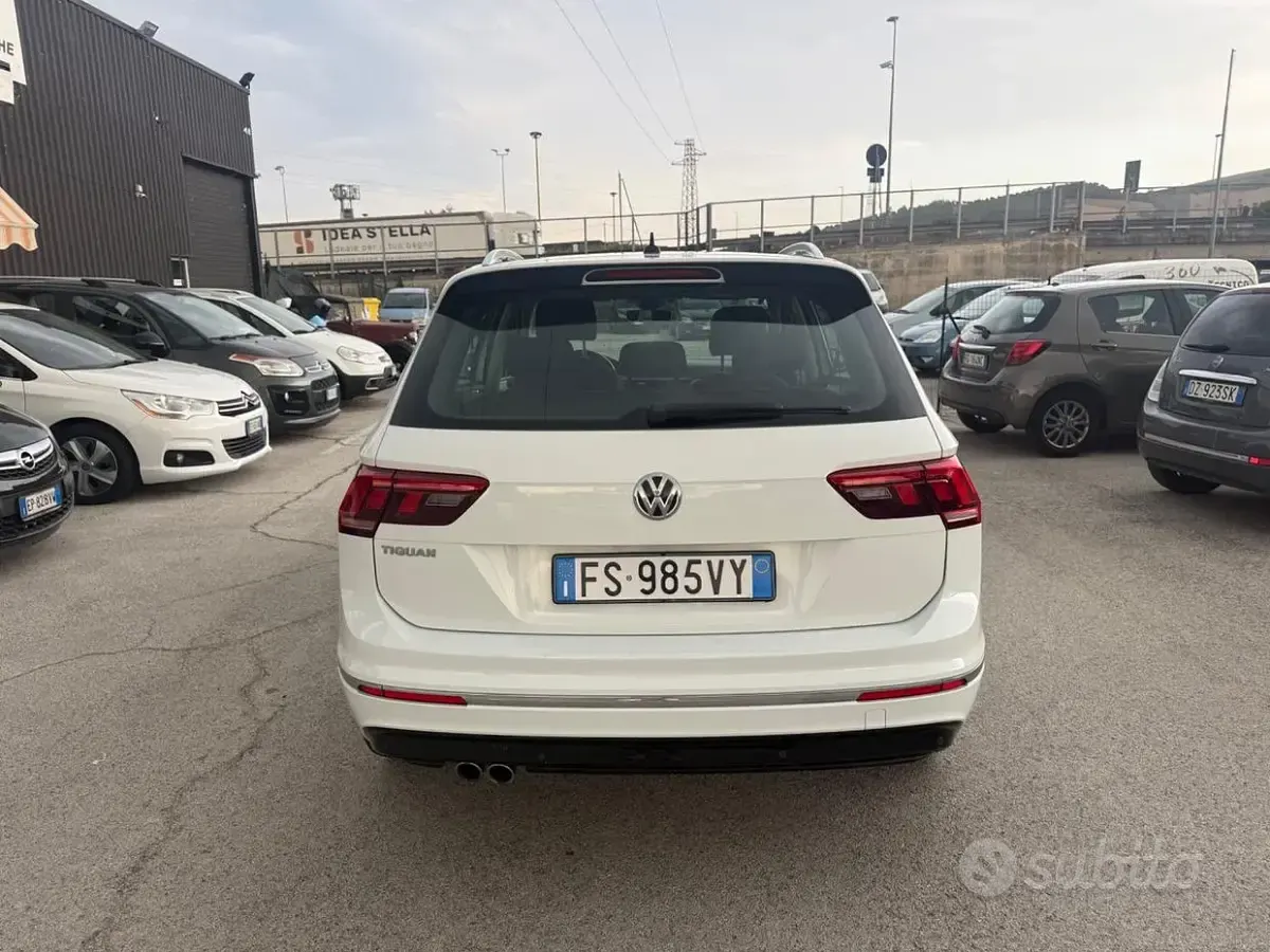 Usata VW Tiguan Sport 116 CV (85 kW) 2018 Bianco SUV