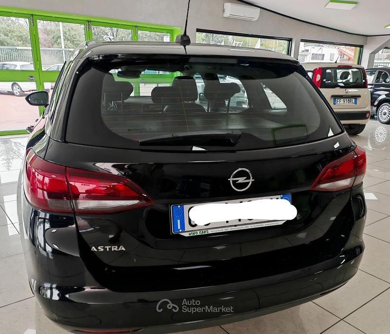 Usata Opel Astra 122 CV (89 kW) 2022 Nero Station wagon