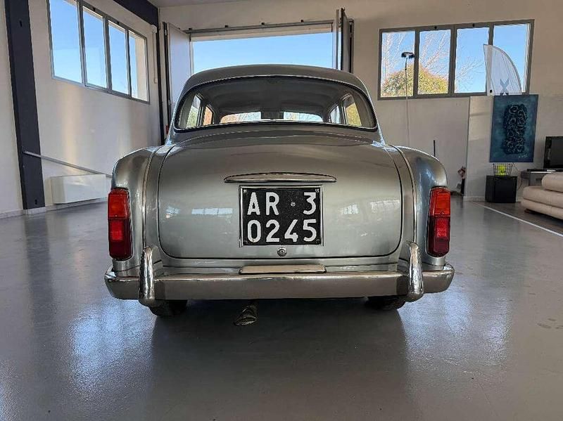 Usata Lancia Appia 48 CV (35 kW) 1962 Grigio chiaro Berlina