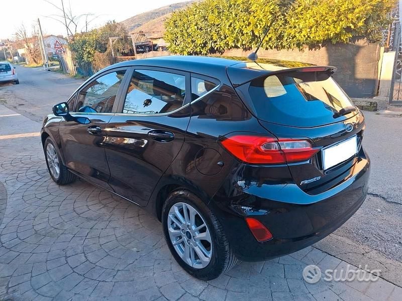 Usata Ford Fiesta Titanium 75 CV (55 kW) 2024 Nero Berlina