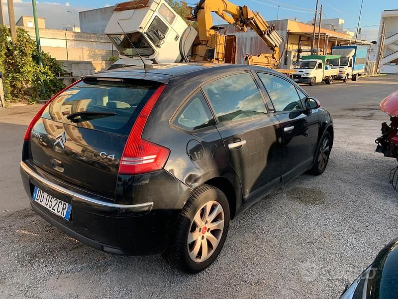 Usata Citroën C4 110 CV (80 kW) 2006 Nero Berlina