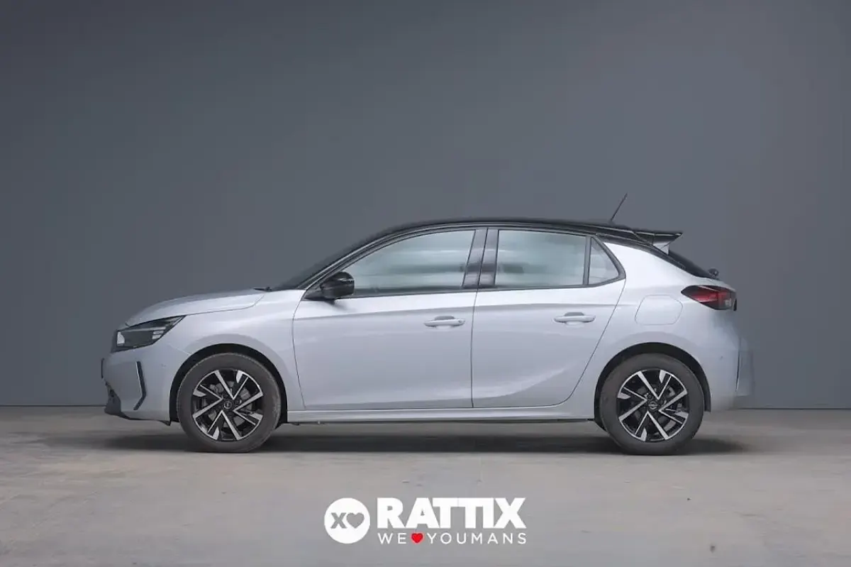 Usata Opel Corsa S 101 CV (74 kW) 2025 Kaolin white Utilitaria