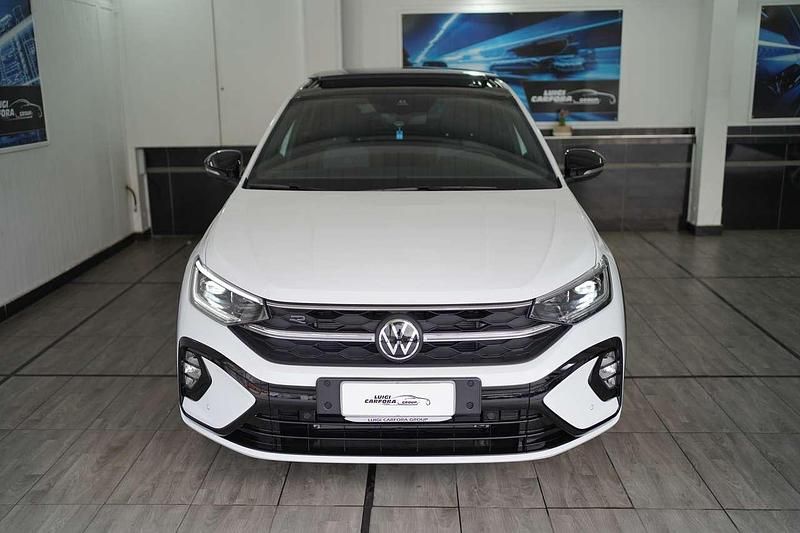 Nuova VW Taigo R-line 116 CV (85 kW) 2026 Pure white tetto nero SUV