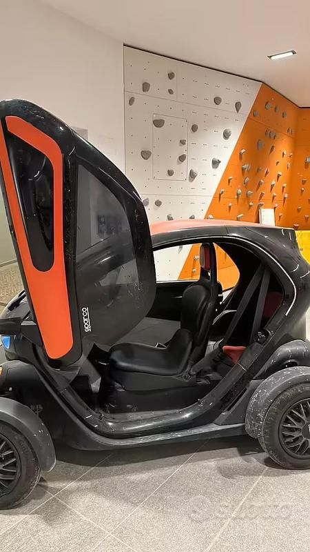 Usata Renault Twizy 12 kW (17 CV) 2012 Nero Utilitaria
