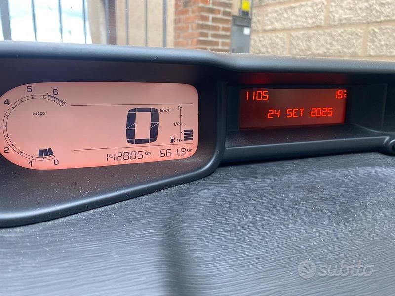 Usata Citroën C3 95 CV (69 kW) 2011 Grigio Monovolume