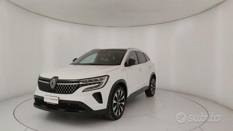 Usata Renault Austral Techno 200 CV (147 kW) 2023 Bianco SUV