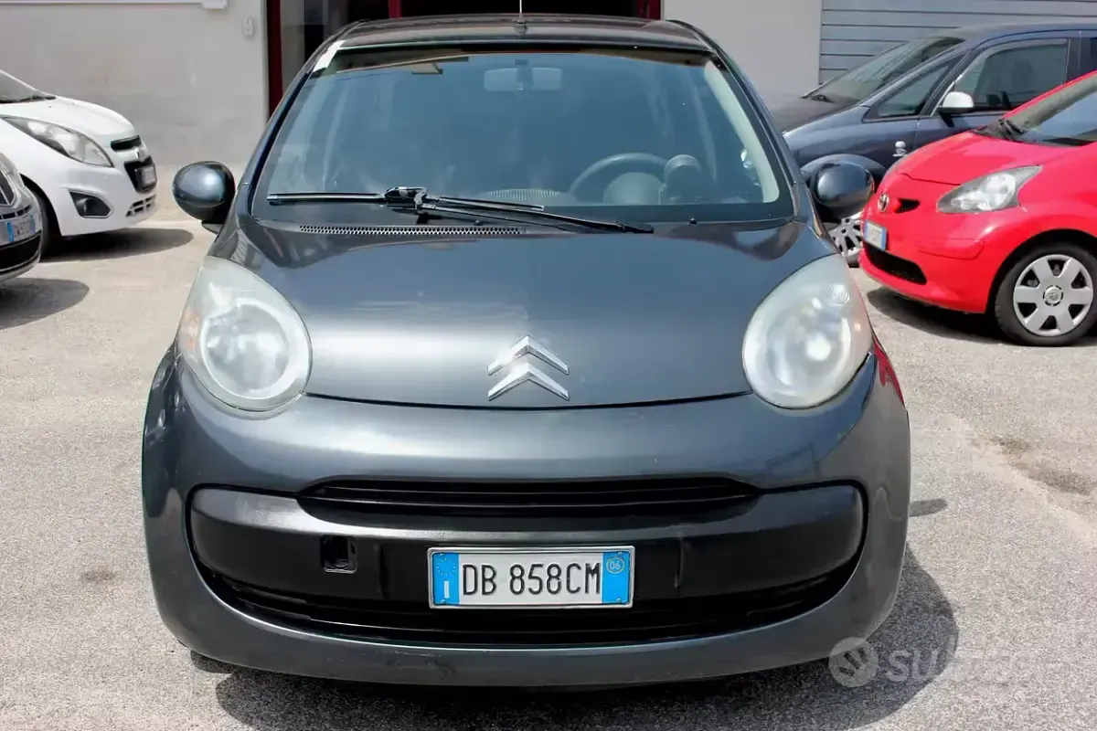 Usata Citroën C1 68 CV (50 kW) 2006 Grigio Utilitaria