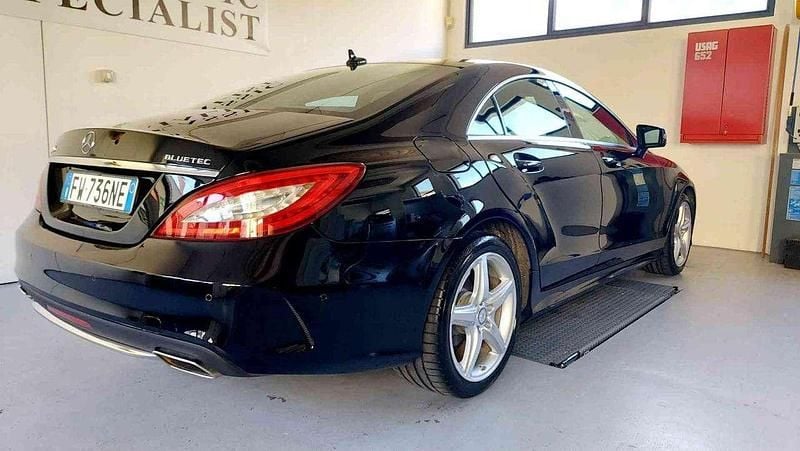 Usata Mercedes CLS250 AMG 204 CV (150 kW) 2015 Nero metallizzato metallizzato Berlina