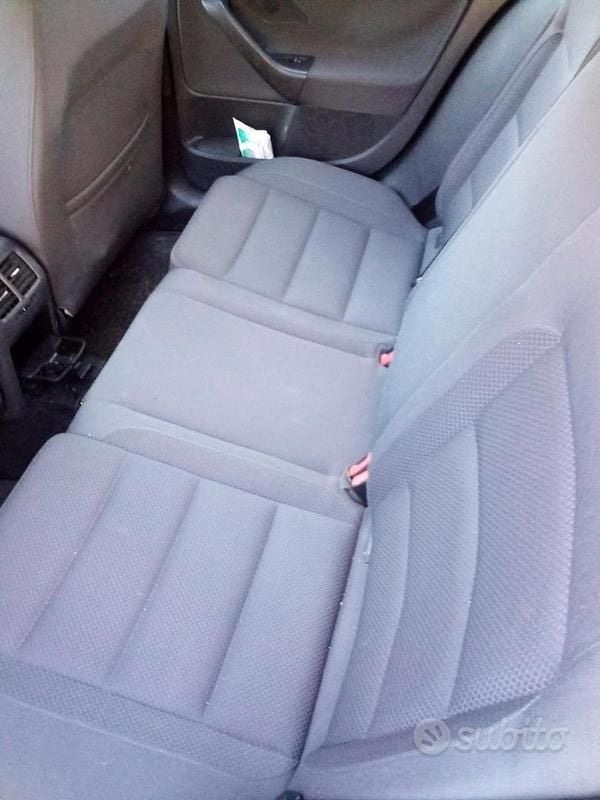 Usata VW Golf V 140 CV (102 kW) 2007 Blu Berlina