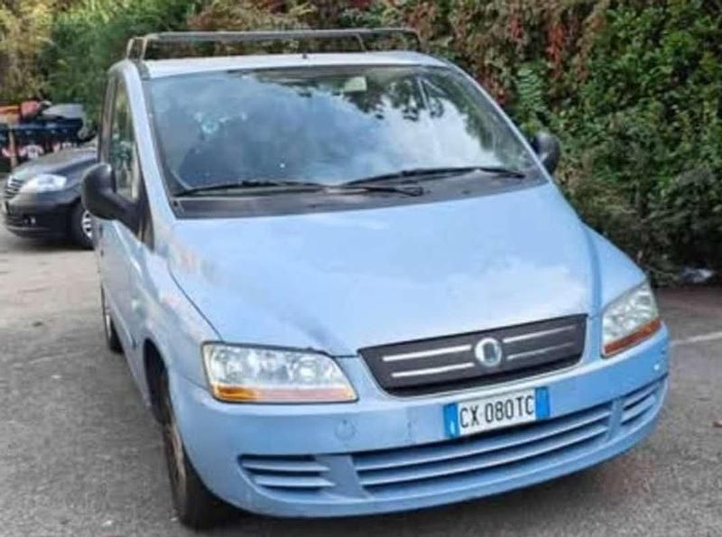 Usata Fiat Multipla 103 CV (75 kW) 2004 Monovolume