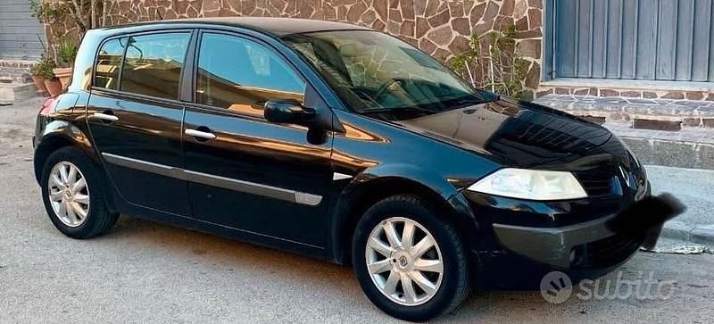 Usata Renault Mégane II 100 CV (73 kW) 2006 Nero Utilitaria