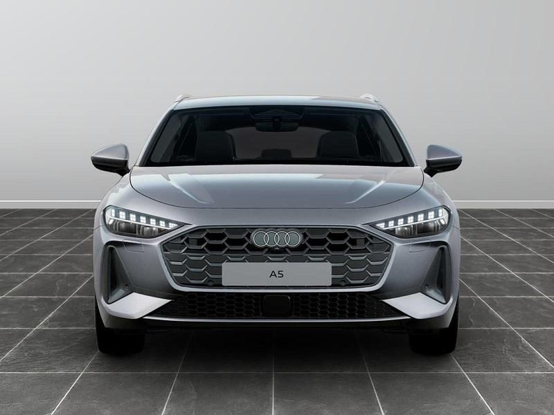 Usata Audi A5 Advanced 204 CV (150 kW) 2025 Argento Station wagon