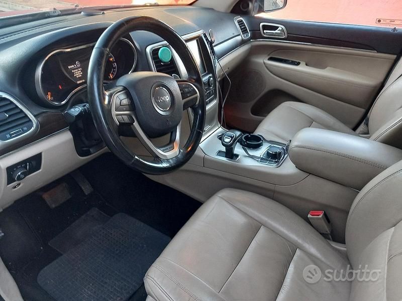 Usata Jeep Grand Cherokee 250 CV (183 kW) 2014 Grigio SUV