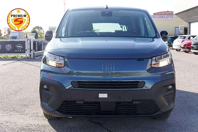 Nuova Fiat Doblò Tech 102 CV (75 kW) 2025 Blu mare Monovolume