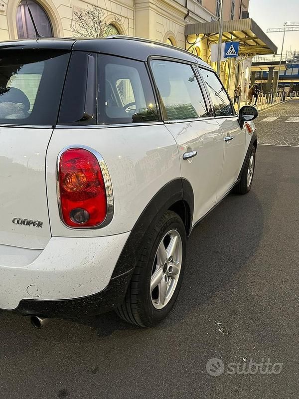 Usata Mini Countryman 2011 Bianco SUV