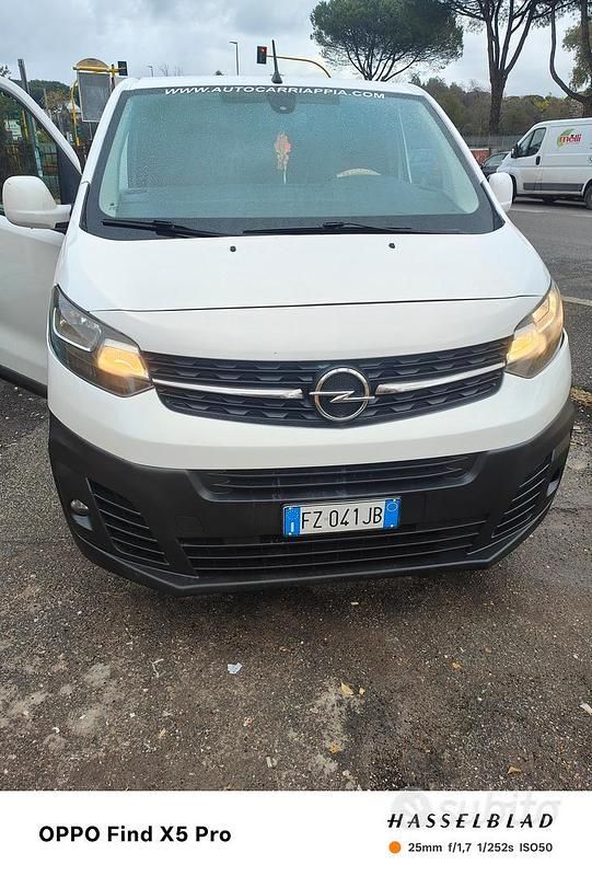 Usata Opel Vivaro 2019 Bianco Monovolume