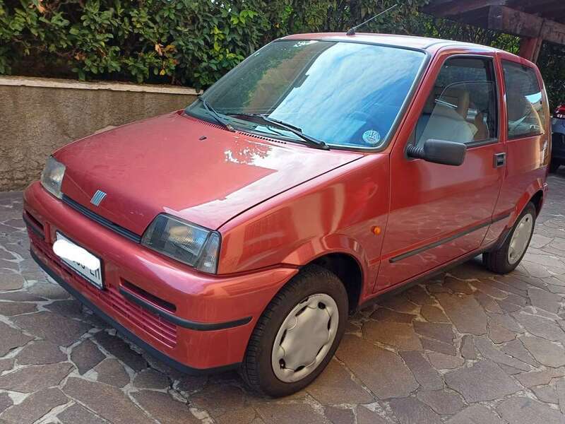 Usato 1995 Fiat Cinquecento 0.9 Benzin 39 CV (1.900 €)