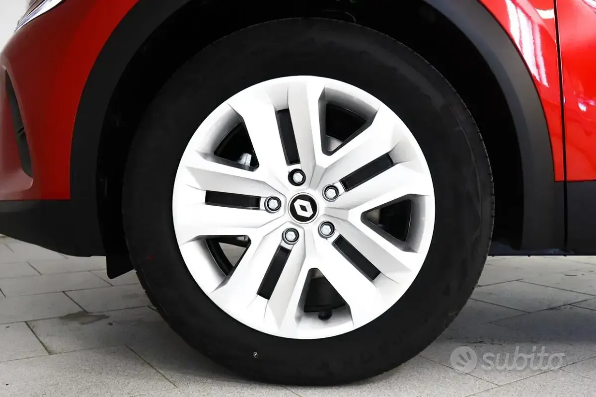 Usata Renault Captur Equilibre 91 CV (66 kW) 2023 Rosso SUV