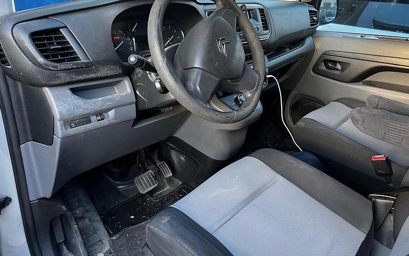 Usata Citroën Jumpy 176 CV (129 kW) 2016 Grigio Monovolume