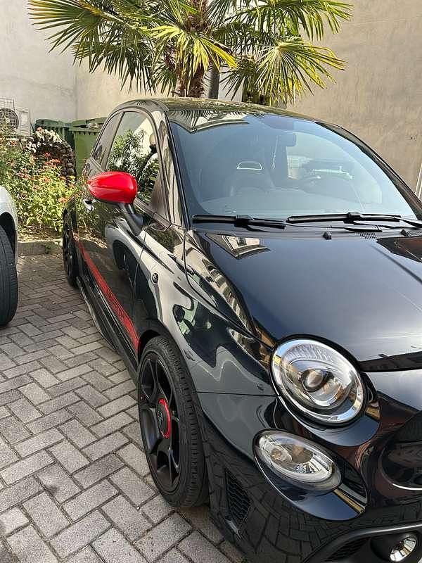Usata Abarth 595 Pista 160 CV (117 kW) 2020 Nero Utilitaria