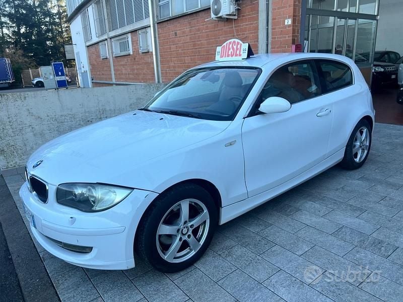 Usata BMW 120 Coupé 177 CV (130 kW) 2007 Bianco Coupé